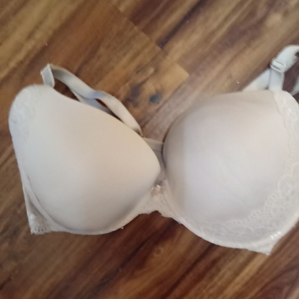 Torrid Curve 44DD Beige Bra Adjustable Straps Full Coverage
